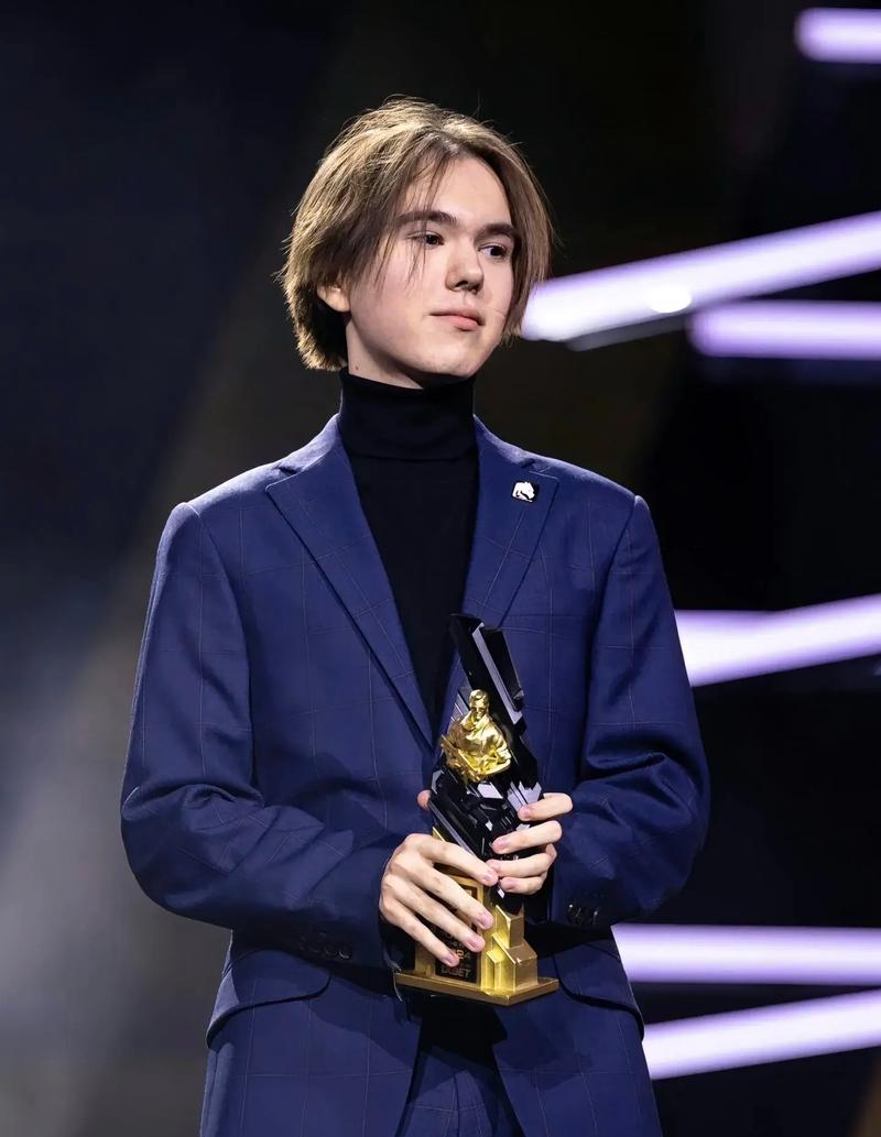 传闻：FaZe 接近签下 21 岁的步枪手 jcobbb，来自 Betclic