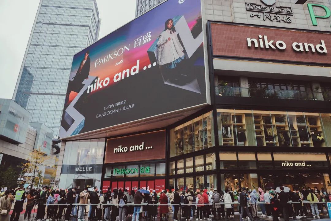 PCS赛区MFT战队官宣大名单 风哥FireFox担任战队总监